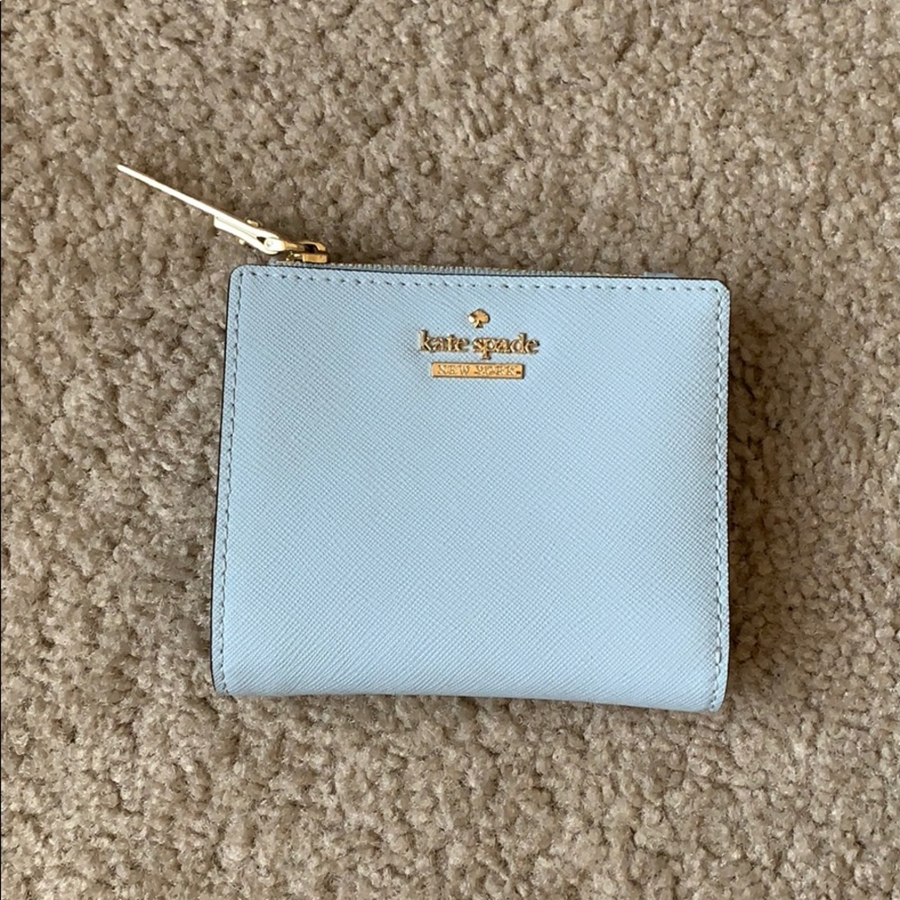 Kate Spade Wallet 💙
